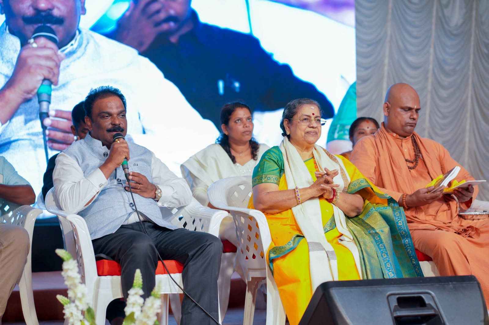 ശിവഗിരി മഠത്തിൻ്റെ ശാഖാ മഠമായ മുഹമ്മ  വിശ്വഗാജി മഠത്തിലെ പ്രതിഷ്ഠ വാർഷിക മഹോത്സവം